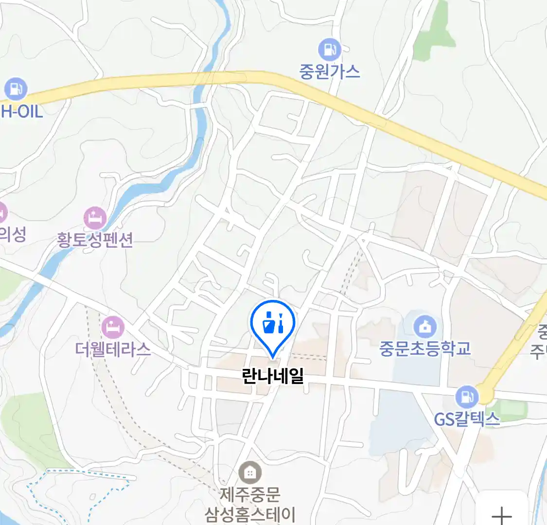 란나네일 위치
